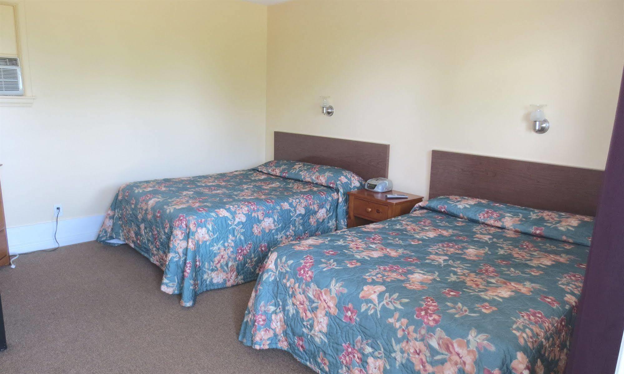 Atlantic Motel Berrys Mills ภายนอก รูปภาพ